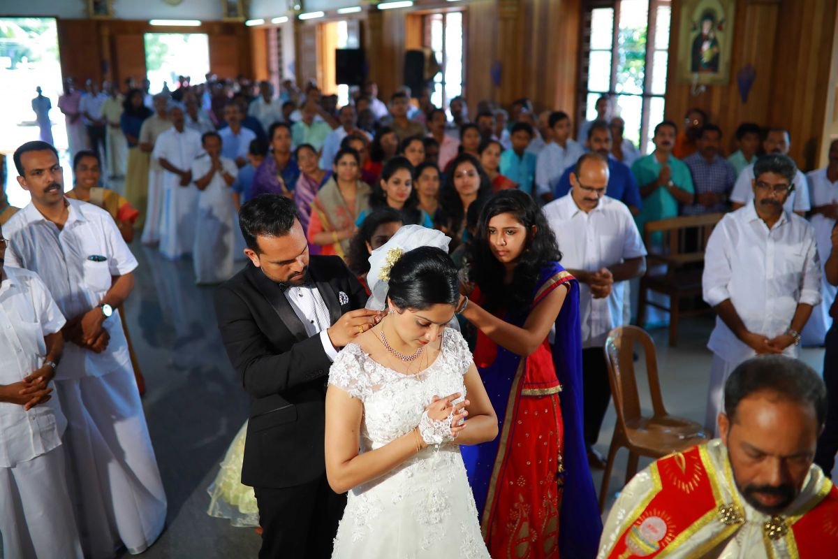 Kerala Knanaya Church Wedding Minnukettu
